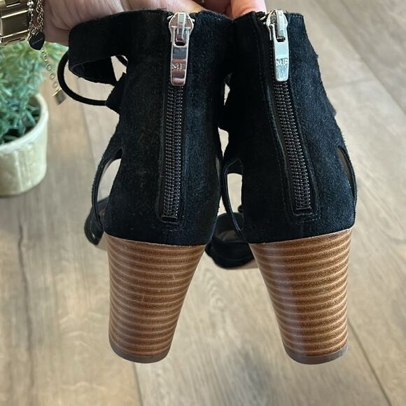 MARC FISHER SUEDE PARADOX GLADIATOR SANDAL BLACK SIZE 7 WIDE EEEUC - Picture 5 of 10